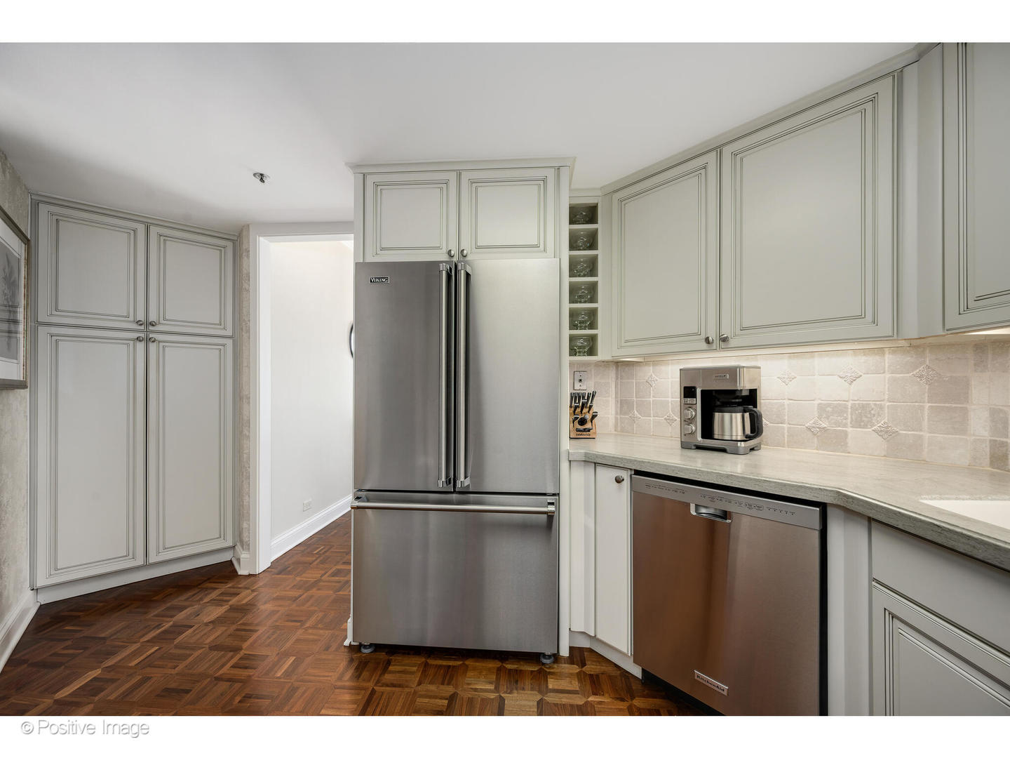 950 North Michigan Avenue Chicago IL 60611