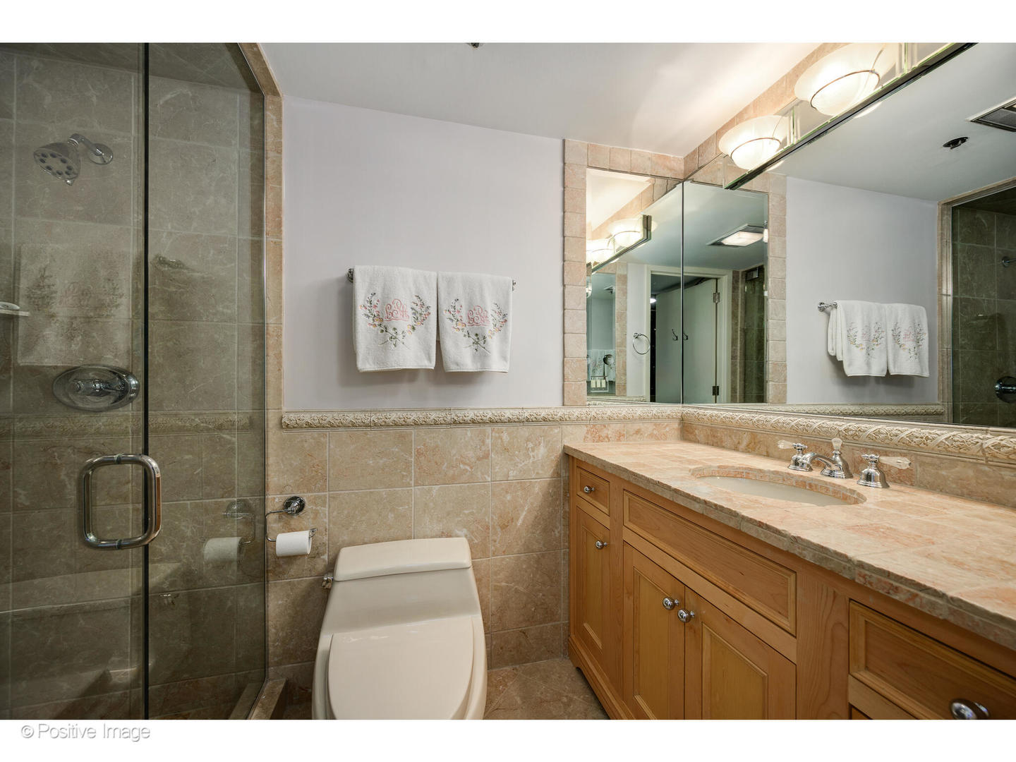 950 North Michigan Avenue Chicago IL 60611