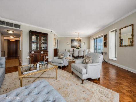 950 North Michigan Avenue Chicago IL 60611