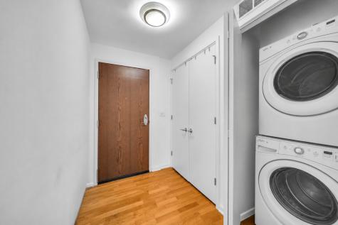 160 East Illinois Street Chicago IL 60611