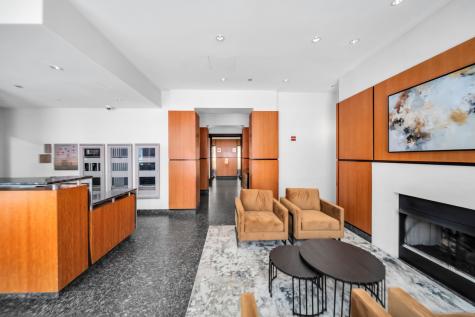 160 East Illinois Street Chicago IL 60611