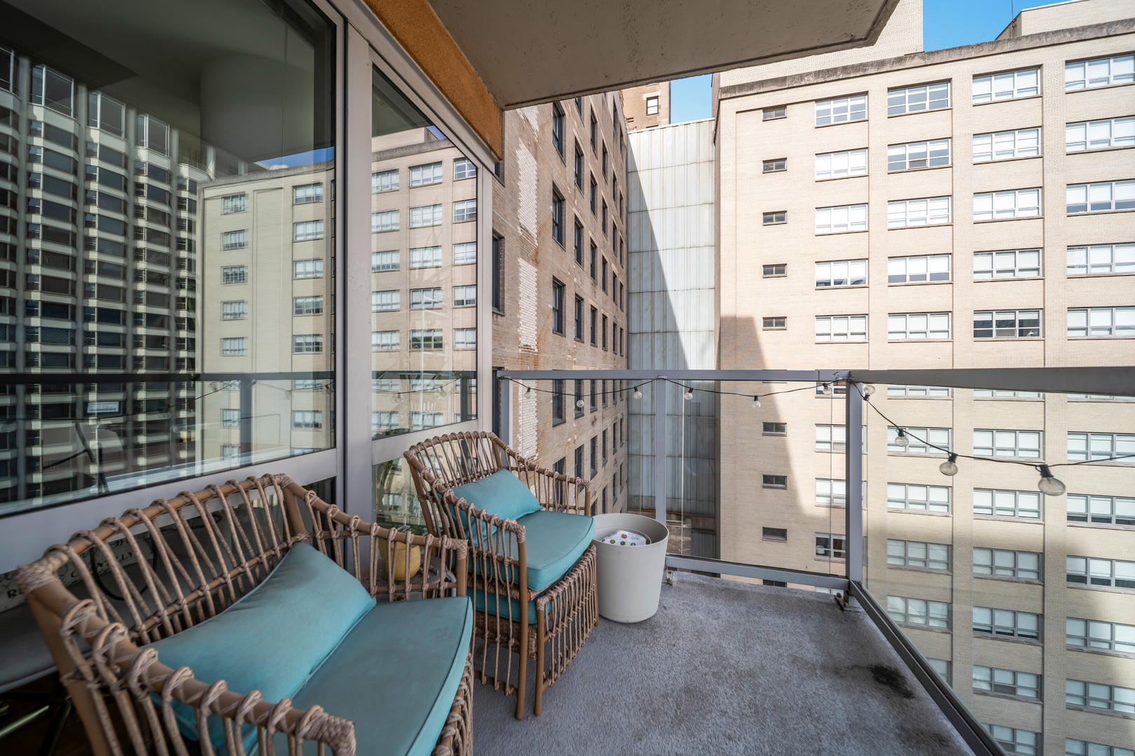 160 East Illinois Street Chicago IL 60611