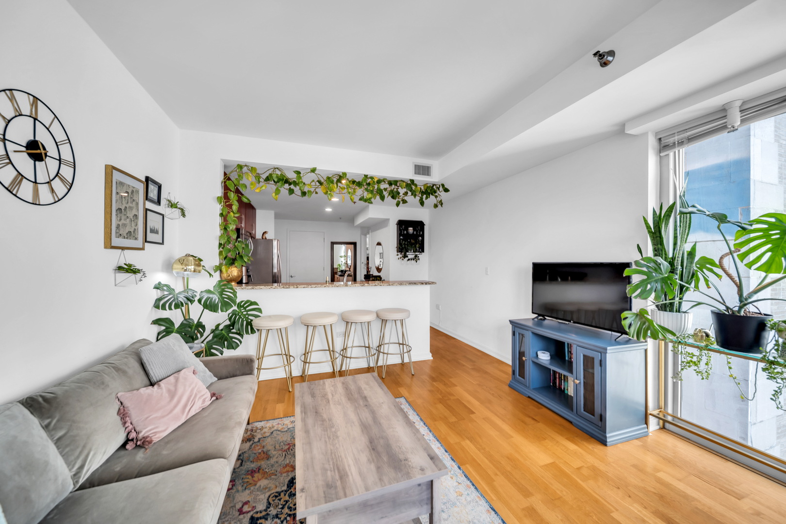 160 East Illinois Street Chicago IL 60611