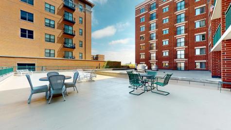 201 North Vail Avenue Arlington Heights IL 60004