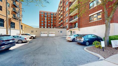 201 North Vail Avenue Arlington Heights IL 60004