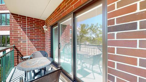 201 North Vail Avenue Arlington Heights IL 60004