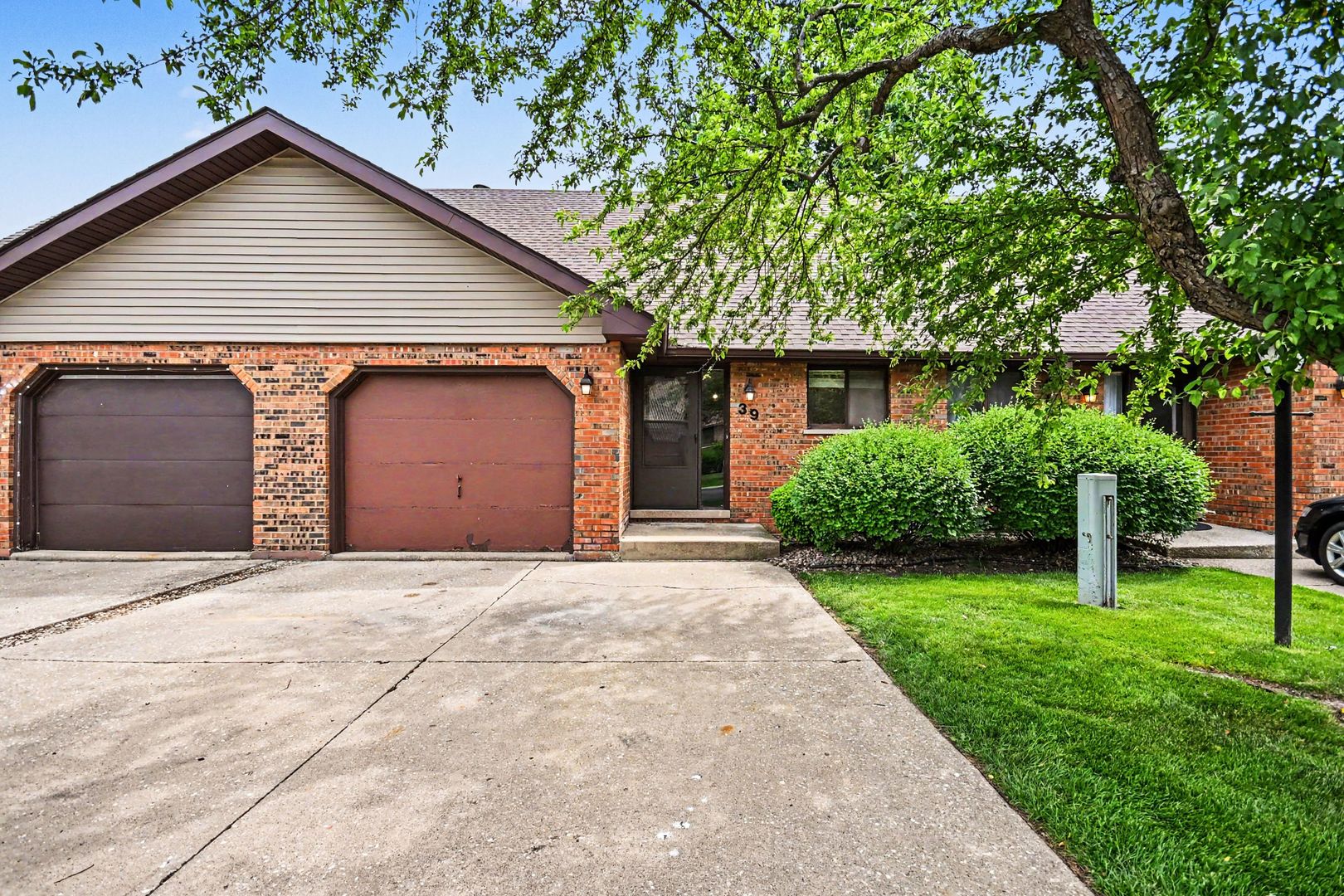 1918 Heatherway Lane New Lenox IL 60451