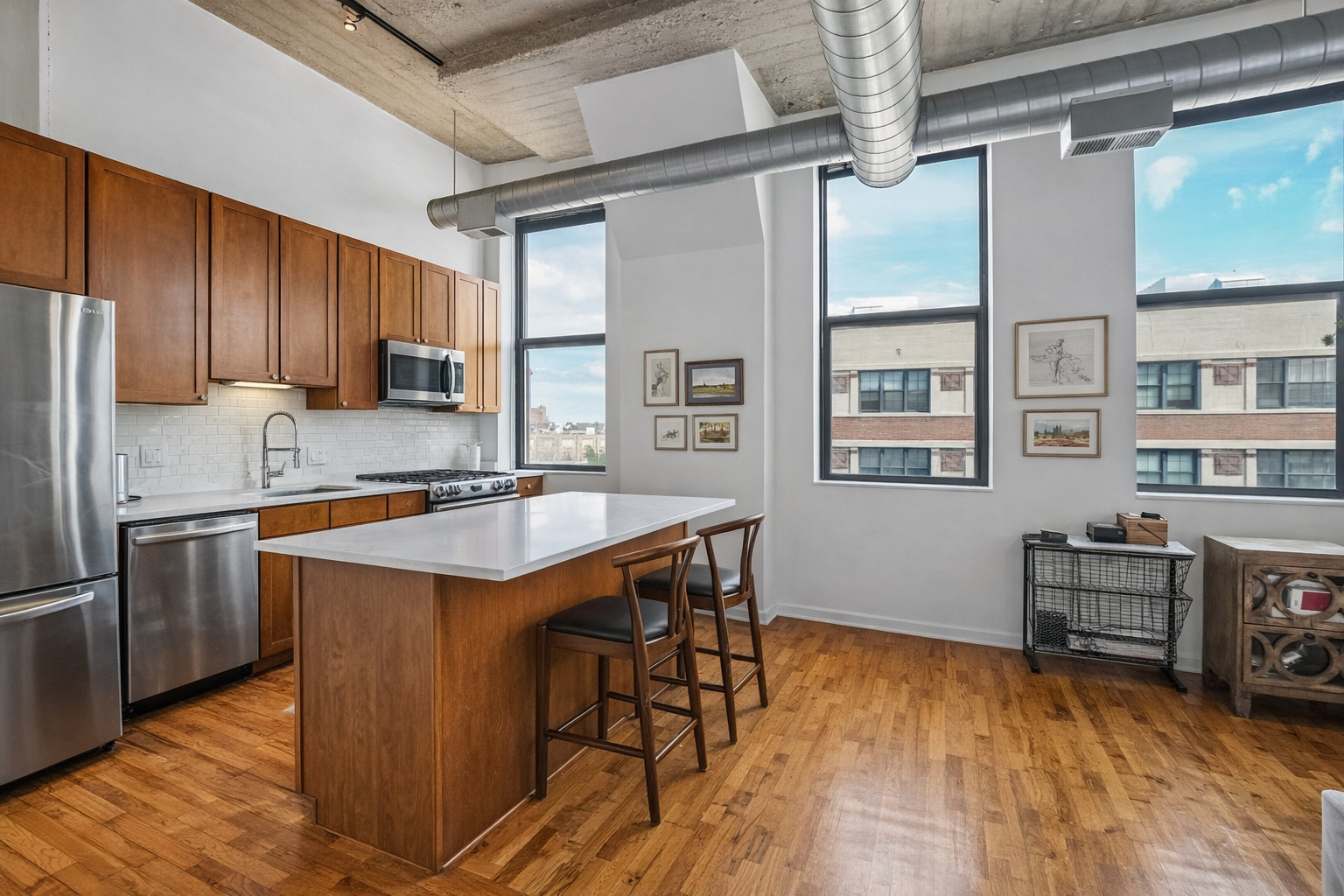758 North Larrabee Street Chicago IL 60654