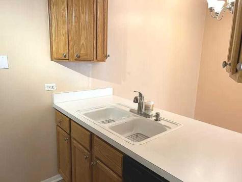 1964 Kenilworth Circle Hoffman Estates IL 60169