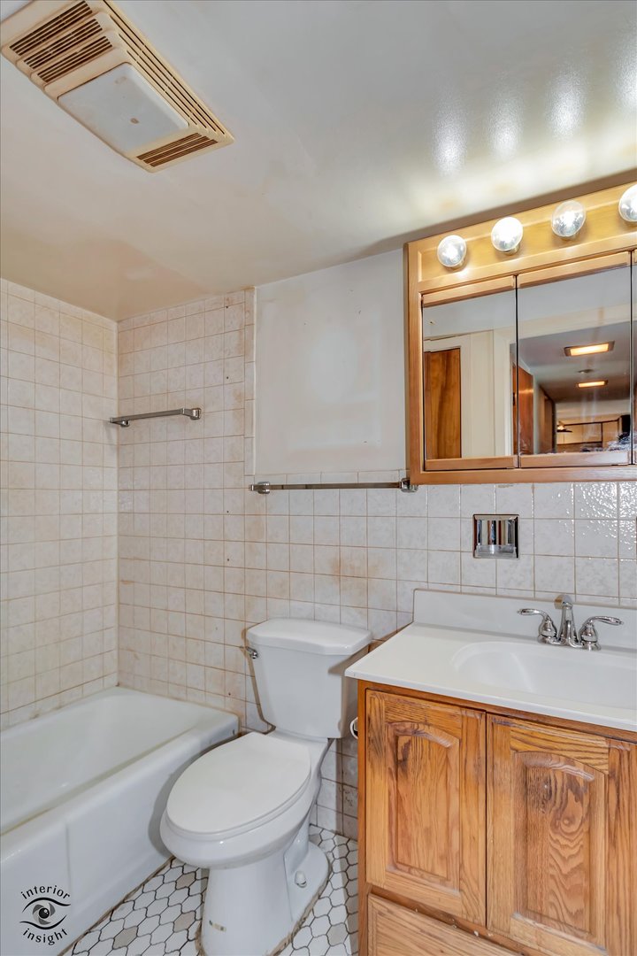 2900 Maple Avenue Downers Grove IL 60515