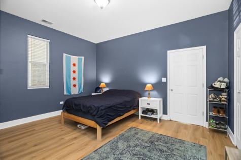 1217 North Honore Street Chicago IL 60622