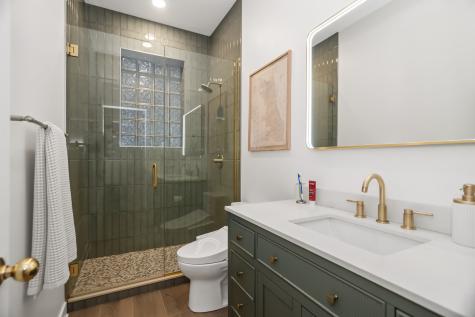 1217 North Honore Street Chicago IL 60622