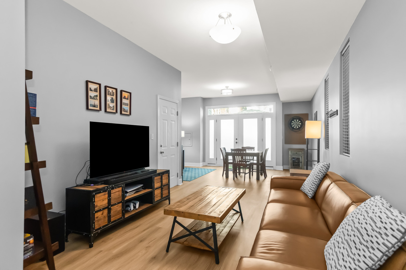 1217 North Honore Street Chicago IL 60622