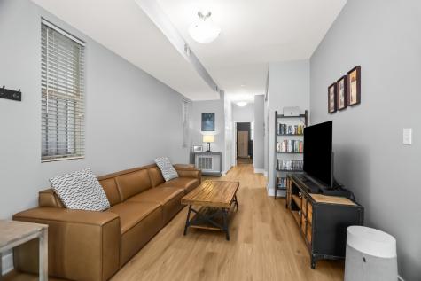 1217 North Honore Street Chicago IL 60622