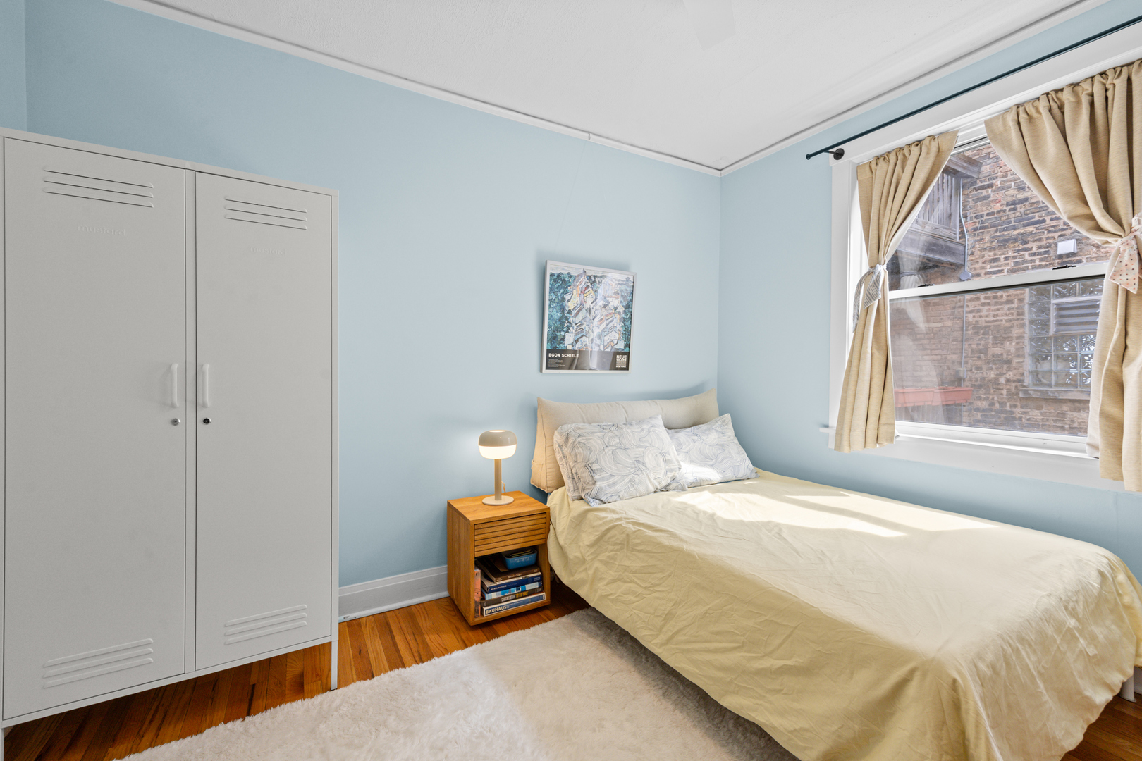 1221 West Jarvis Avenue Chicago IL 60626