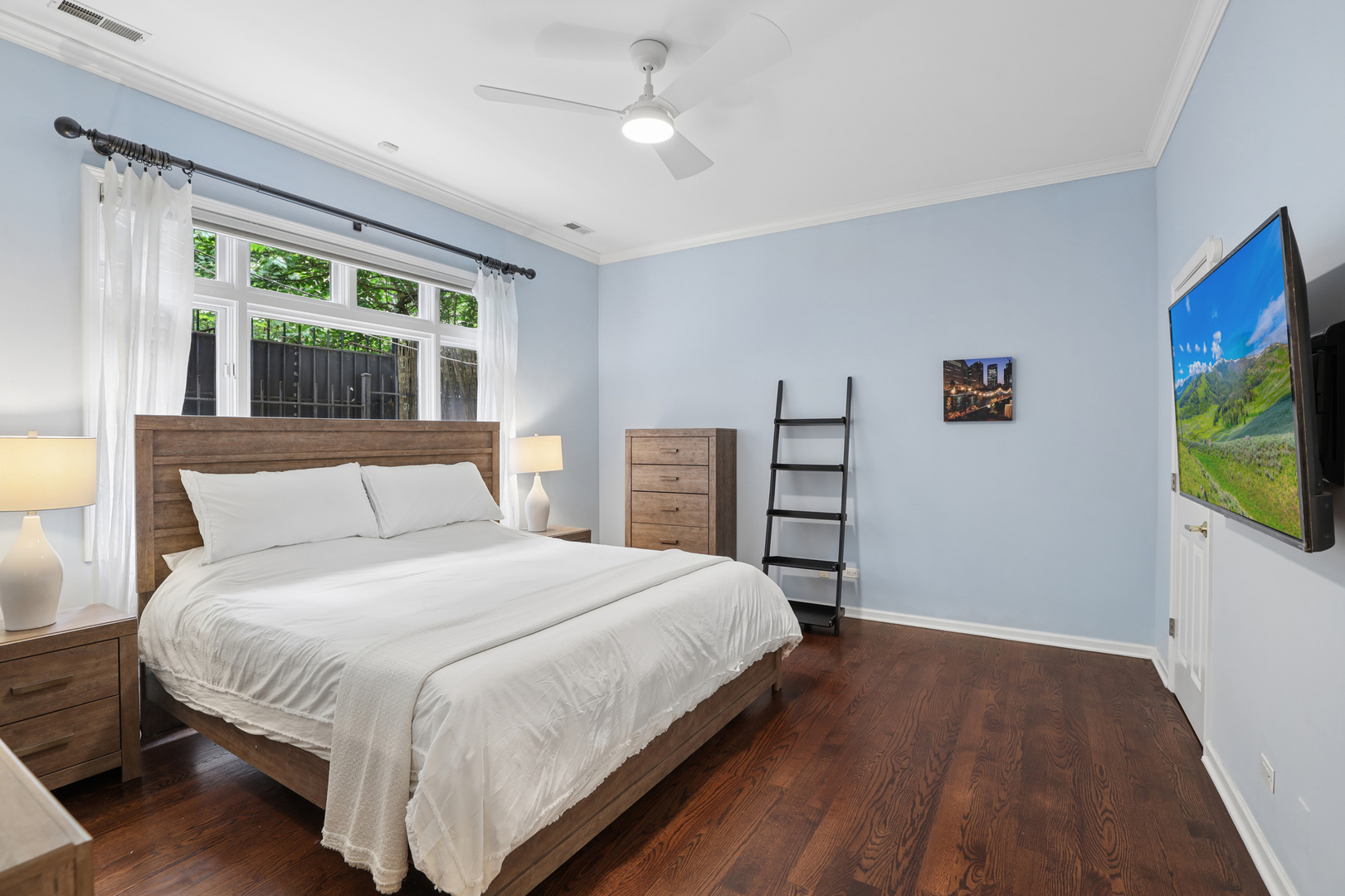 2919 North Burling Street Chicago IL 60657