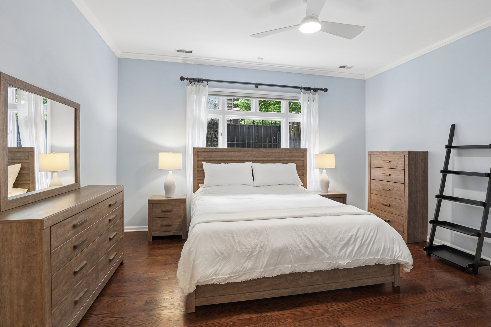 2919 North Burling Street Chicago IL 60657