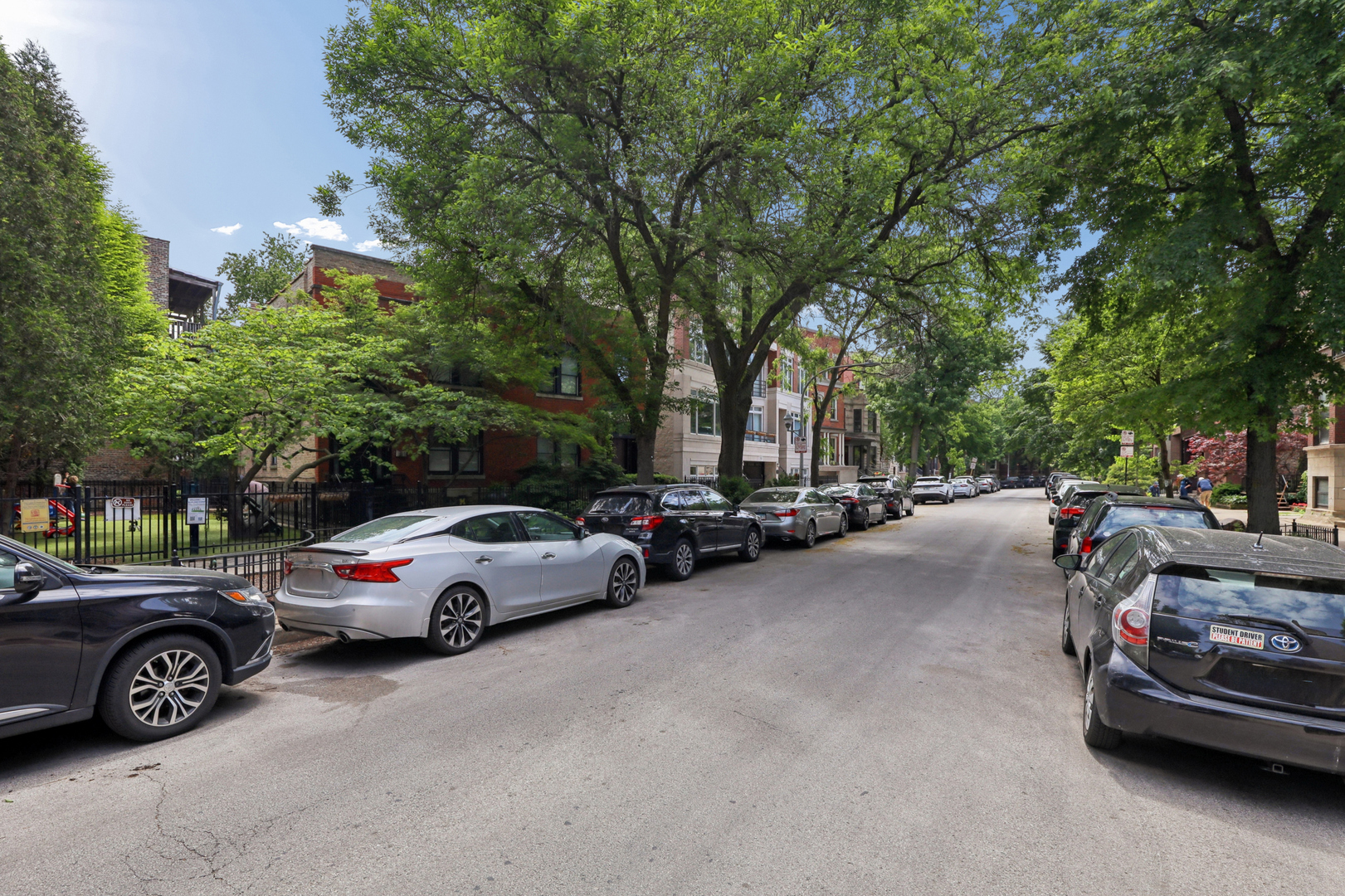 2919 North Burling Street Chicago IL 60657