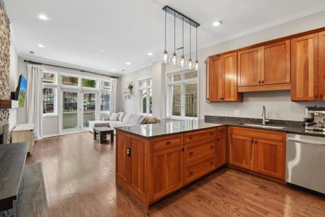 2919 North Burling Street Chicago IL 60657