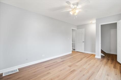 1182 East Barberry Lane Palatine IL 60074
