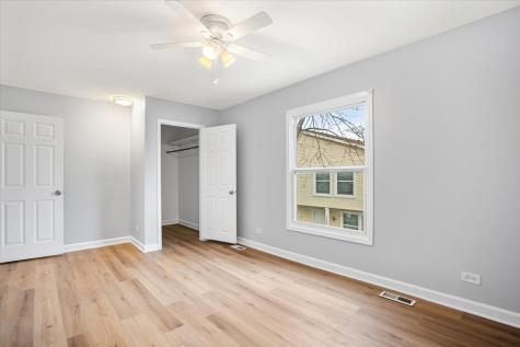 1182 East Barberry Lane Palatine IL 60074