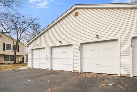 1182 East Barberry Lane Palatine IL 60074