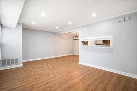 1182 East Barberry Lane Palatine IL 60074