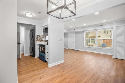 1182 East Barberry Lane Palatine IL 60074