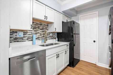 1182 East Barberry Lane Palatine IL 60074