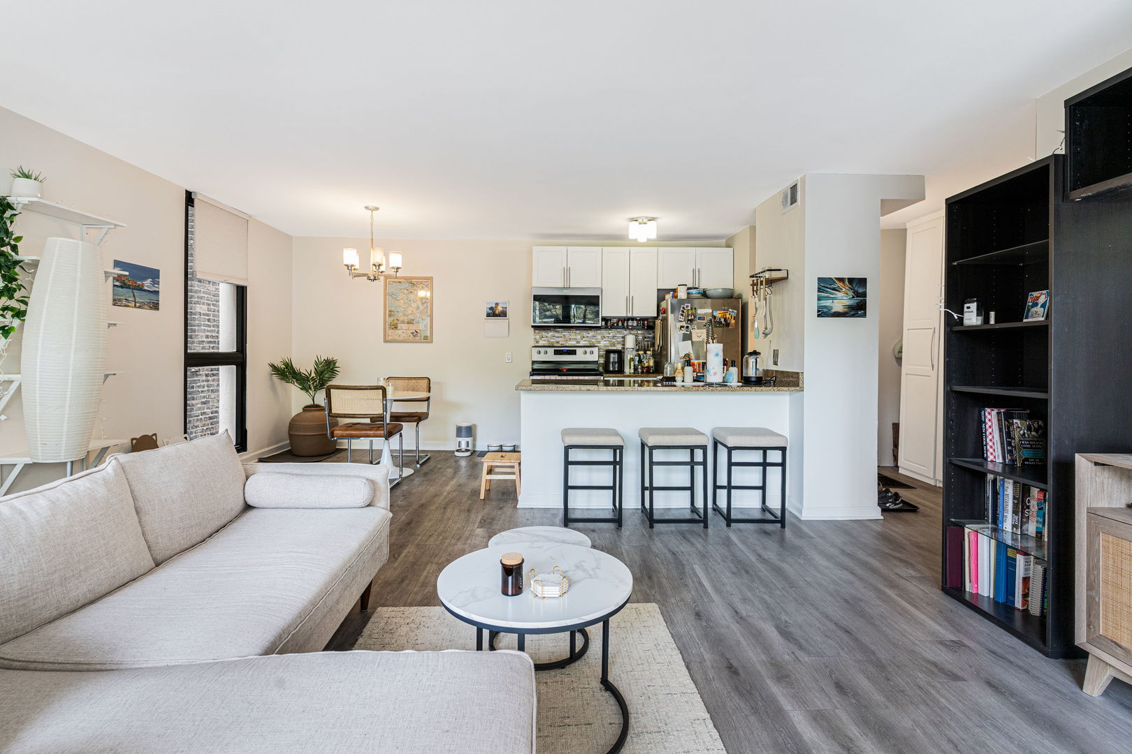 1540 North Lasalle Drive Chicago IL 60610
