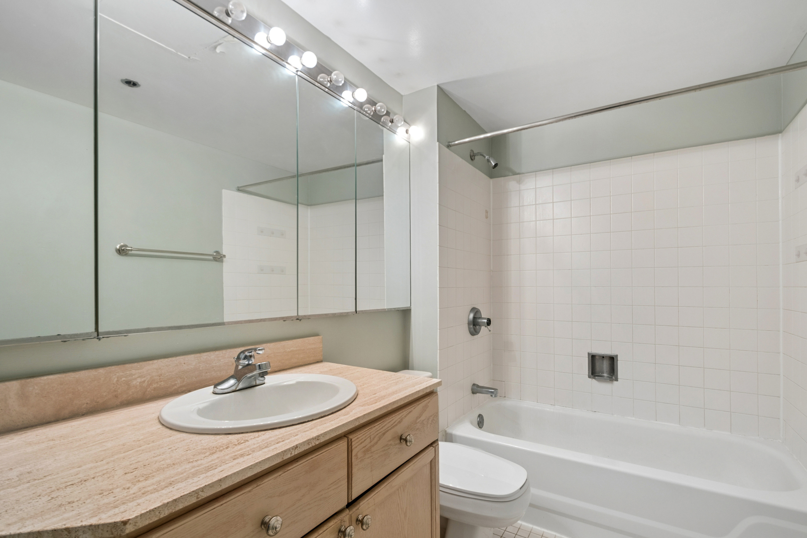 195 North Harbor Drive Chicago IL 60601