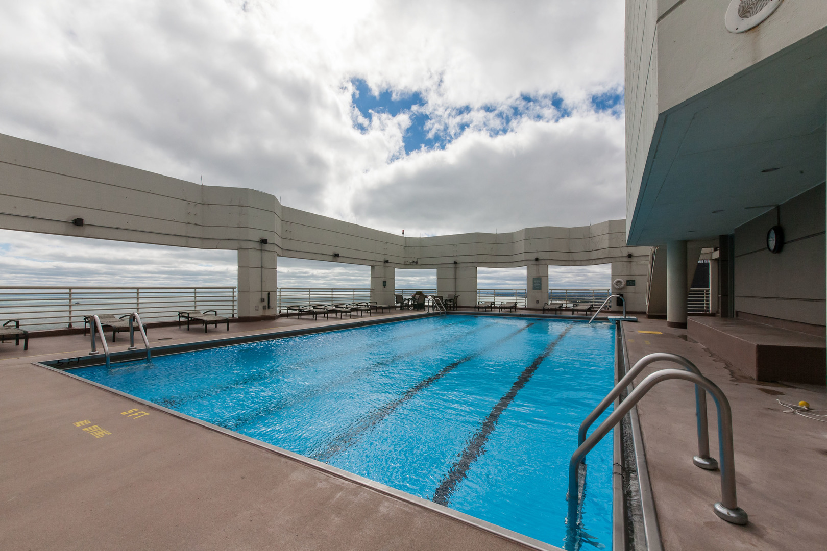 195 North Harbor Drive Chicago IL 60601