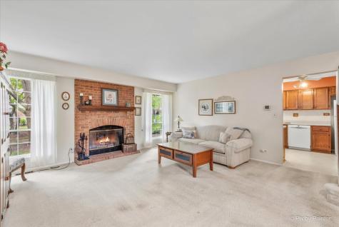 2106 Glasgow Court Hanover Park IL 60133