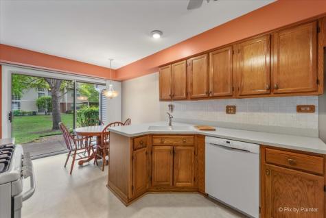 2106 Glasgow Court Hanover Park IL 60133