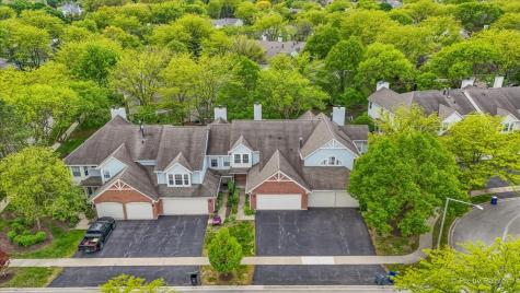 2106 Glasgow Court Hanover Park IL 60133