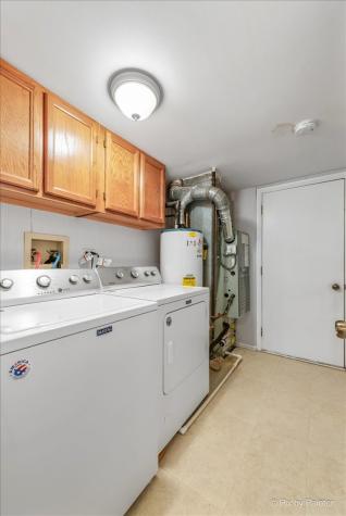 2106 Glasgow Court Hanover Park IL 60133