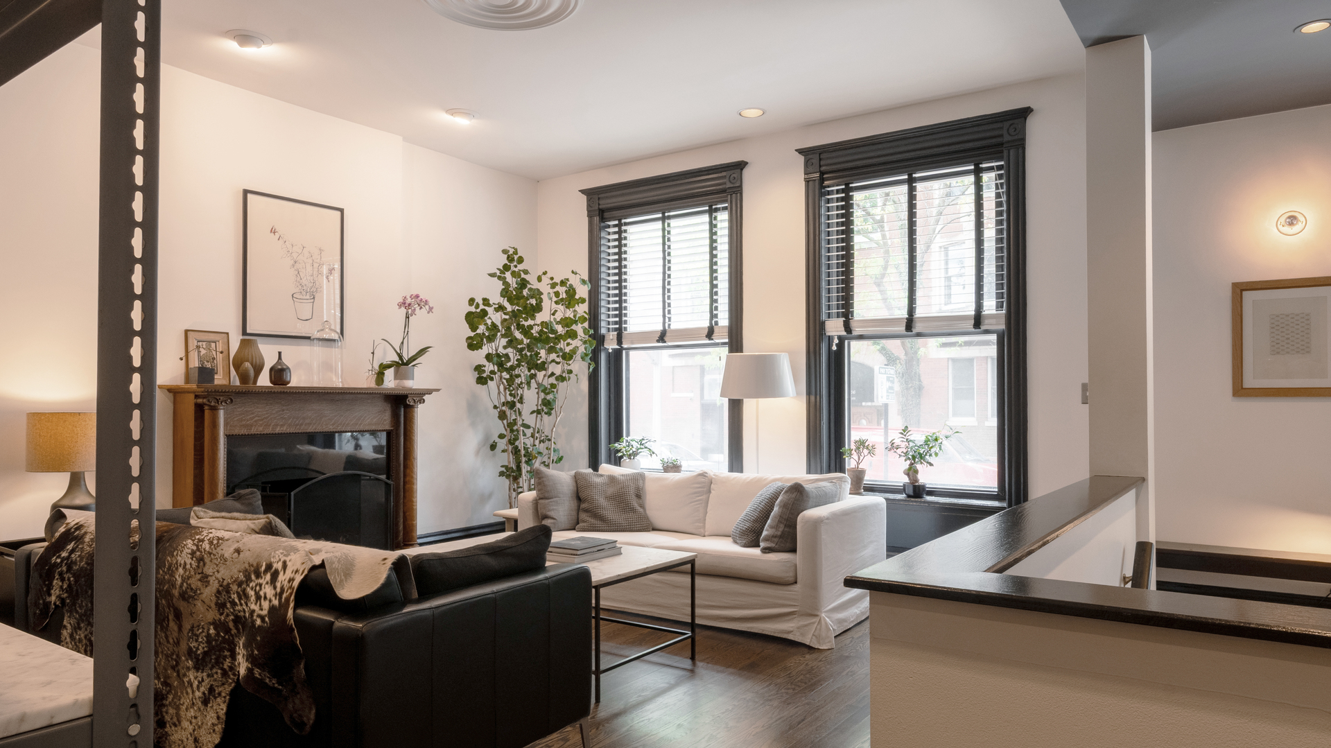 808 West Buckingham Place Chicago IL 60657