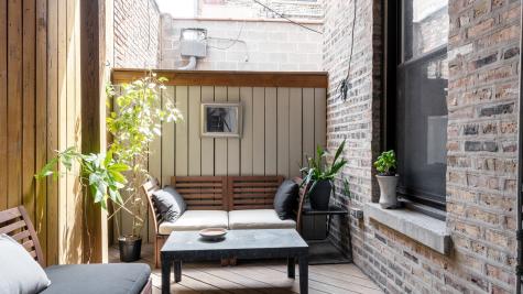 808 West Buckingham Place Chicago IL 60657