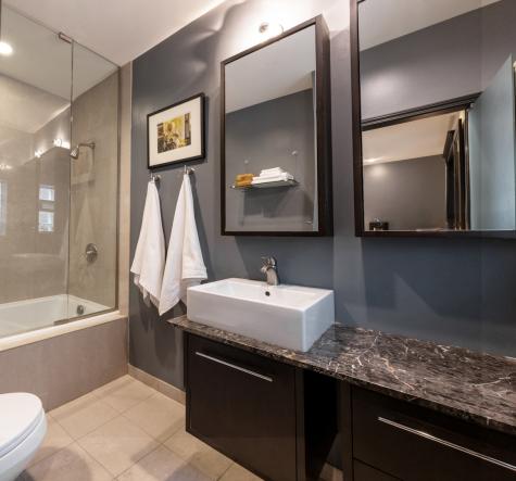 808 West Buckingham Place Chicago IL 60657