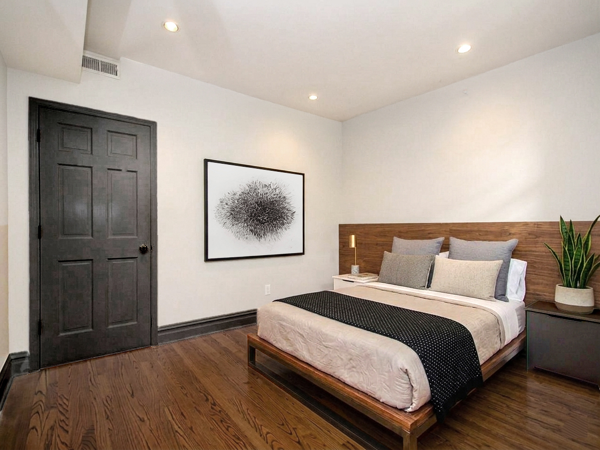 808 West Buckingham Place Chicago IL 60657