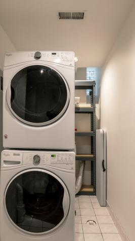 808 West Buckingham Place Chicago IL 60657