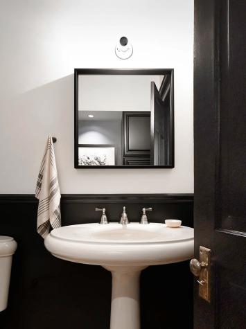 808 West Buckingham Place Chicago IL 60657