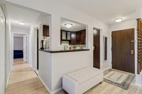 3300 North Carriageway Drive Arlington Heights IL 60004