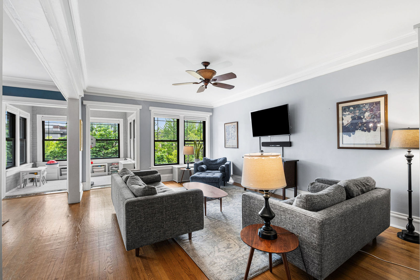 1140 East Hyde Park Boulevard Chicago IL 60615