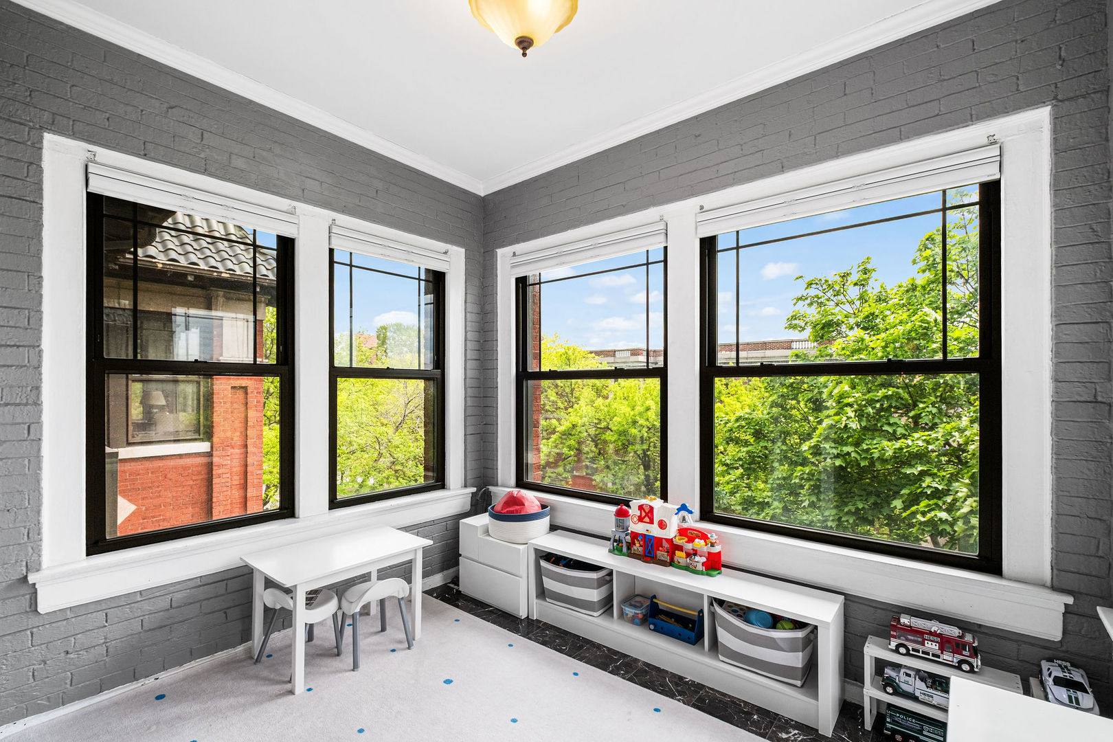 1140 East Hyde Park Boulevard Chicago IL 60615