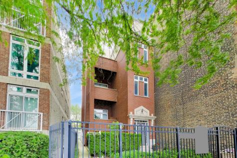 2133 North Southport Avenue Chicago IL 60614