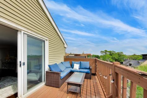 2133 North Southport Avenue Chicago IL 60614