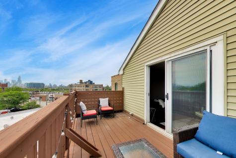 2133 North Southport Avenue Chicago IL 60614