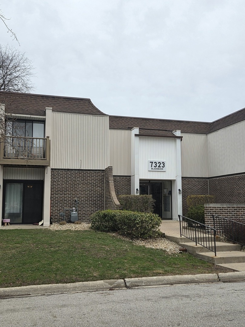 7323 Blackburn Avenue Downers Grove IL 60516