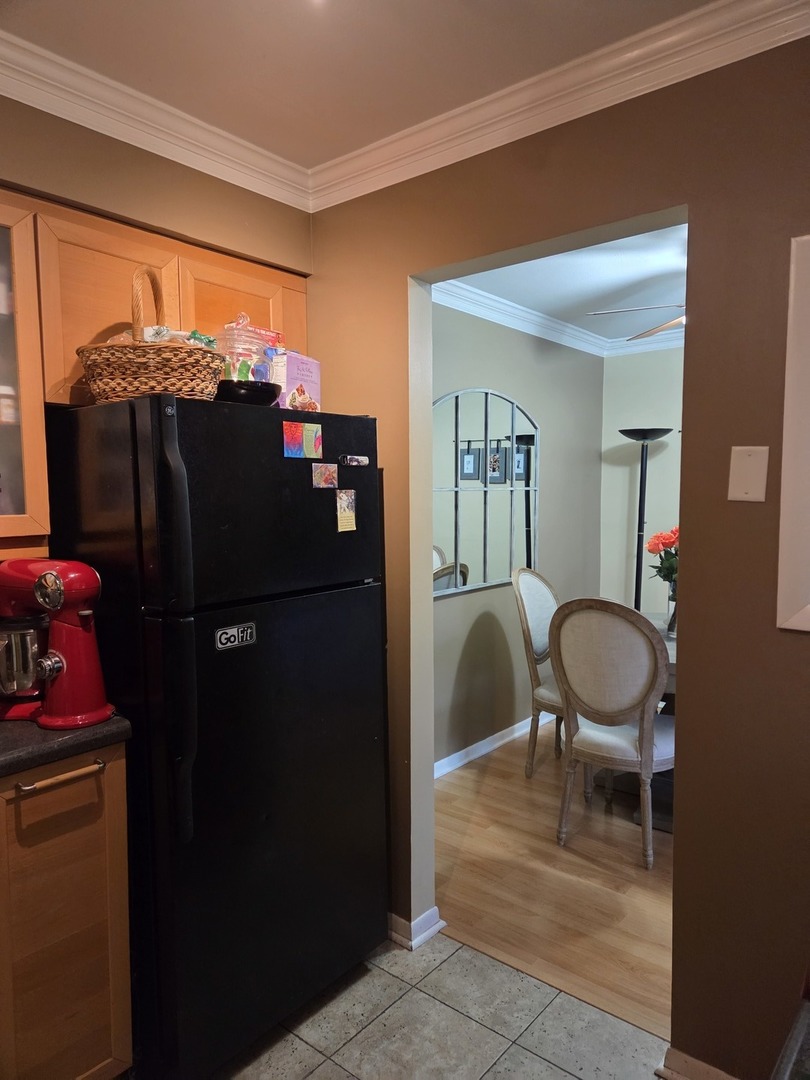 7323 Blackburn Avenue Downers Grove IL 60516